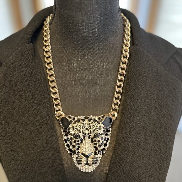 Jewelry - Gold Leopard Necklace